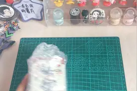 【开箱】地缚少年花子君心形亚克力吧唧视频封面