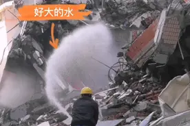 广州新火车站在白云区新市棠涌，正在拆房修一级公路。视频封面