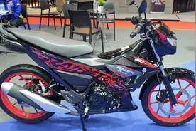 铃木全新弯梁摩托车，实拍2019款铃木Raider R150视频封面