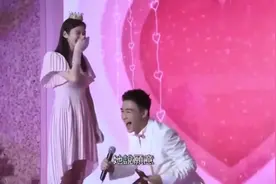 何猷君求婚奚梦瑶现场，连喊三声妈，太逗了！视频封面