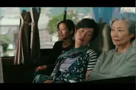 第三段，熊孩子在男主洗澡水里 嘘嘘视频封面