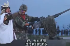 现代军队穿越到古代，古人看着眼前的铁疙瘩，大开眼界，笑死了视频封面
