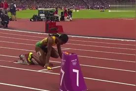女子4x100，美国队40.82破世界纪录视频封面