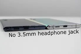 三星智能手机galaxy note 10的开箱体验，惊喜到了。视频封面