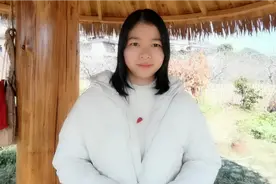 大年初二回娘家拜年，为啥习俗规定初一不能回？妹子说得很实在视频封面