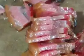 呆：腊肉太硬不好吃？教你蒸腊肉，又Q又弹！视频封面