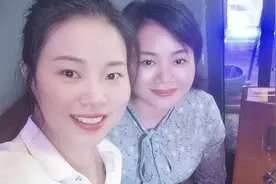 小敏和闺蜜去喝酒，两杯下肚后，感觉又晕又飘，好难受视频封面