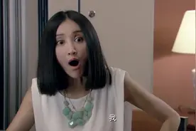 白富美在酒场喝酒，坚持不上厕所，最后没憋住这下嗅大了！视频封面