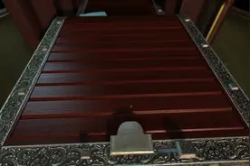 未上锁的房间1：解密游戏玩成搞笑游戏？看三个笨比如何通关p2视频封面