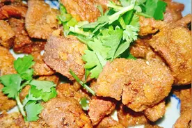 干炸腰子男人的最爱，下酒好菜。你做了吗？喝点小酒美美的啦！视频封面