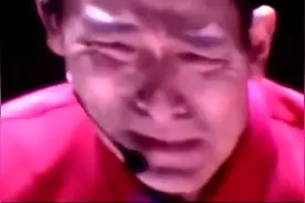 刘德华演唱会哭得最惨的一次，告别逝世梅艳芳视频封面