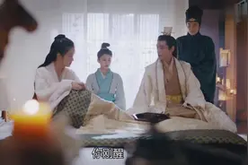 女主醒来失忆，没想到身边的皇上哥哥是一个宠妹狂，又帅又深情视频封面