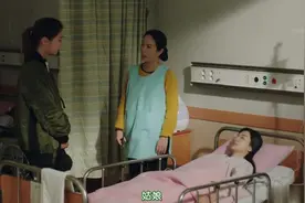 命运与愤怒：美女医院探望姐姐，不料遭护工嫌弃：不行就换个护工视频封面