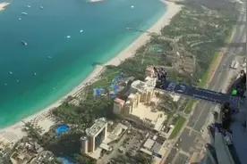 带你们看下跳楼第一视角视频封面