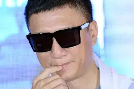 《极挑》孙红雷中途因伤退出，真的是去看病了？其实是拍广告去了视频封面
