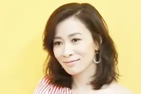 这才是真颜值！开了美颜反而丑10倍，这些明星，完全吊打网红脸视频封面