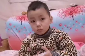 三岁儿子拉粑粑没憋住拉裤子里了，不让人说，知道丢人了视频封面