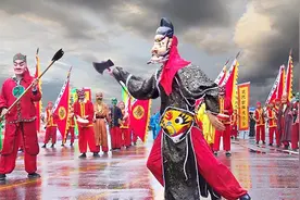 中国未被识别的一个民族，不在56民族之内，身份证都与众不同！视频封面