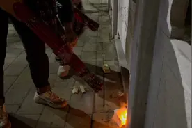 不要欺负我 我大哥是奥特曼 biu～biu视频封面