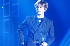 EXO演唱会《为了你》，边伯贤不愧是主唱大人！视频封面