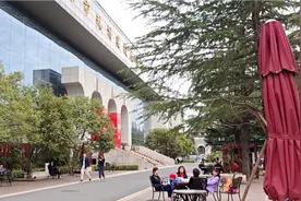 农人进城观南京市规划建设局，耳闻目览来大城市发展就是好很知足视频封面