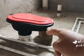 担心装修师傅随地小便，小伙买了一个好东西，解决了这个问题！视频封面
