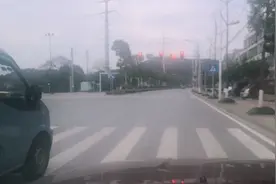 长沙小伙上班日常打卡，购房贷款终于下来了，以后要做个房奴了视频封面
