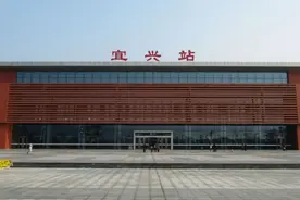 因疫情分开两年的小两口，今天团聚了！从广州到无锡视频封面