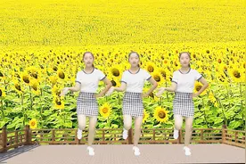 妹子跳广场舞《爱人跟人走》歌醉舞美，醉美心房，一学就会
