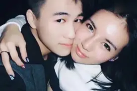 闪到瞎！_何猷君与女友Kimmy巴黎铁塔下拥吻视频封面