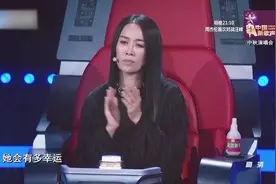 男子深情演唱《小幸运》，开口惊艳全场！那英一脸严肃！视频封面
