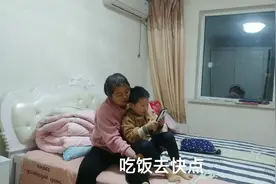 全职妈妈在家没工作没收入，被老公各种挑剔，生活太卑微视频封面