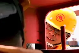 八闽工匠黄景图，潜心创新的机械医师！视频封面