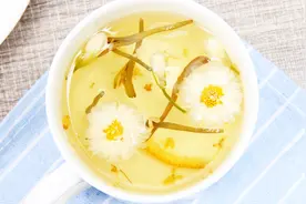 养生天天喝金银花胎菊？别喝错了，小心喝出这些问题视频封面
