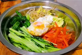 晴姐做石锅拌饭，一次能吃一大钵太好吃了，做法简单 在家就能做视频封面