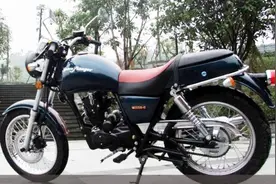 只售8000元！百公里油耗1.8L，150CC单缸风冷引擎，续航达600公里视频封面