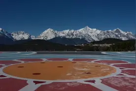 自驾云南，途经云南海拔最高，最长的隧道，10公里，开了30分钟视频封面