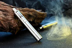 去泰国旅游一定不要带这种东西，不然会被罚款或者坐牢视频封面