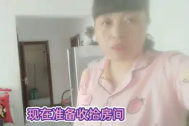 金城宁宁真勤快，一大早把家里收拾的干干净净，让房间回归整洁！视频封面