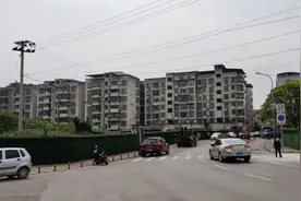 重庆沙坪坝土主镇:一个即将拆迁的乡镇，周围都发展起来了。视频封面