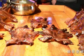 甘肃岷县夜市特色小吃“瞎瞎”，你吃过吗？视频封面
