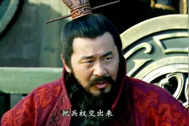 诸公劝曹操更进一步 曹操：我不是那种人，我其实早想把兵权交出来视频封面