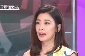 贾静雯女儿晒自家豪宅超大泳池 罕见穿泳装秀背影视频封面