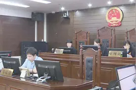 家中被搜出1.2亿现金！河北“亿元水官”马超群涉贪案将开庭视频封面