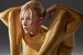 世界上最柔软的人，可将身体弯曲360度视频封面