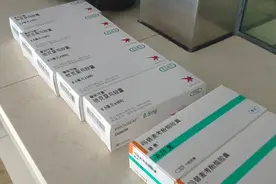阿永换肝后每天要吃四次药，每月要去医院开药，每月花多少钱？视频封面