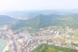 四川南充市南部县这个小镇因得天独厚的交通优势发展惊人！视频封面