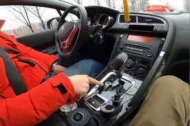 自动挡中的L挡是什么意思？L挡什么情况下使用？快消失的功能！视频封面