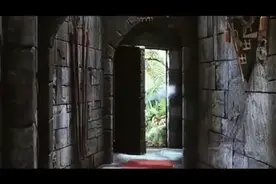 魔鬼钻进美女的体内，恐怖的事情发生。视频封面