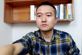 买了商业保险，还要参保居民医保吗？居民医保和商业保险有冲突吗视频封面